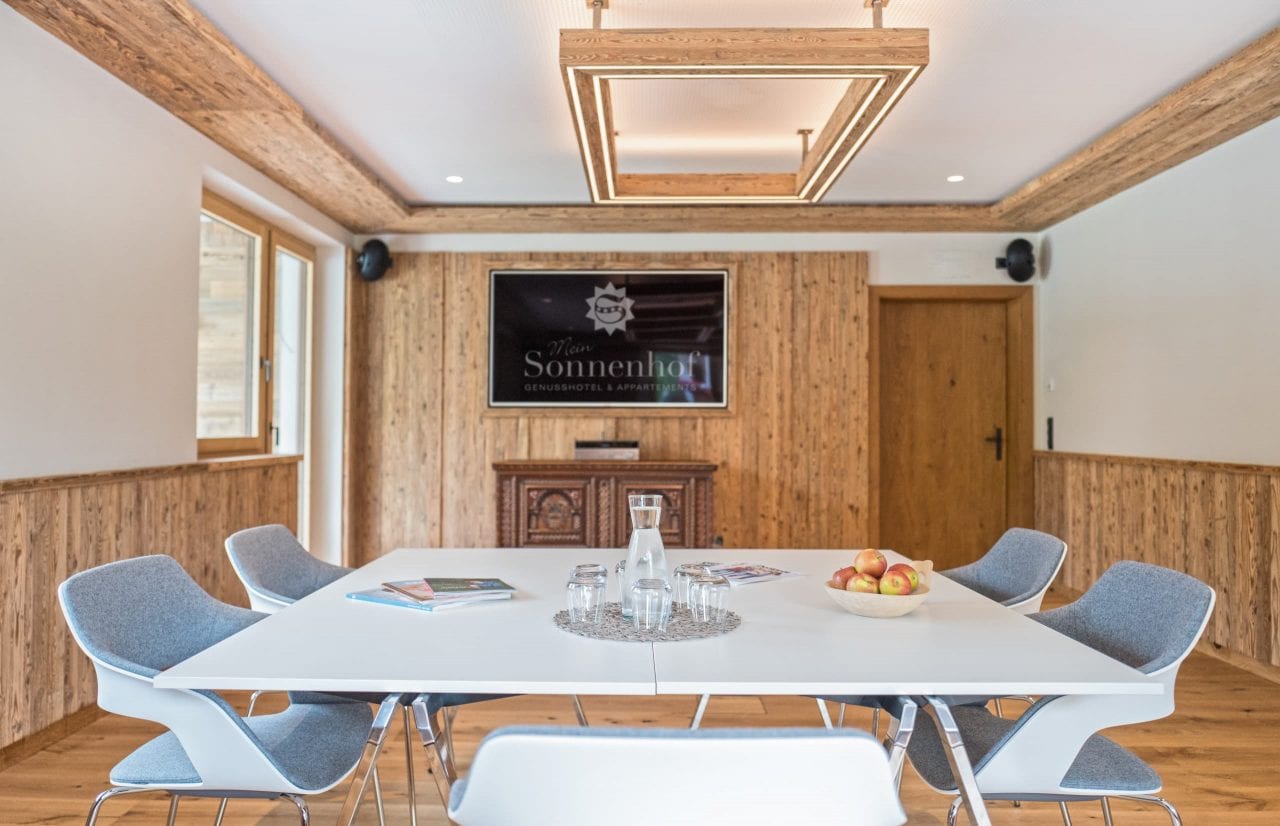 Moderne Besprechungsraum im Sonnenhof Hotel