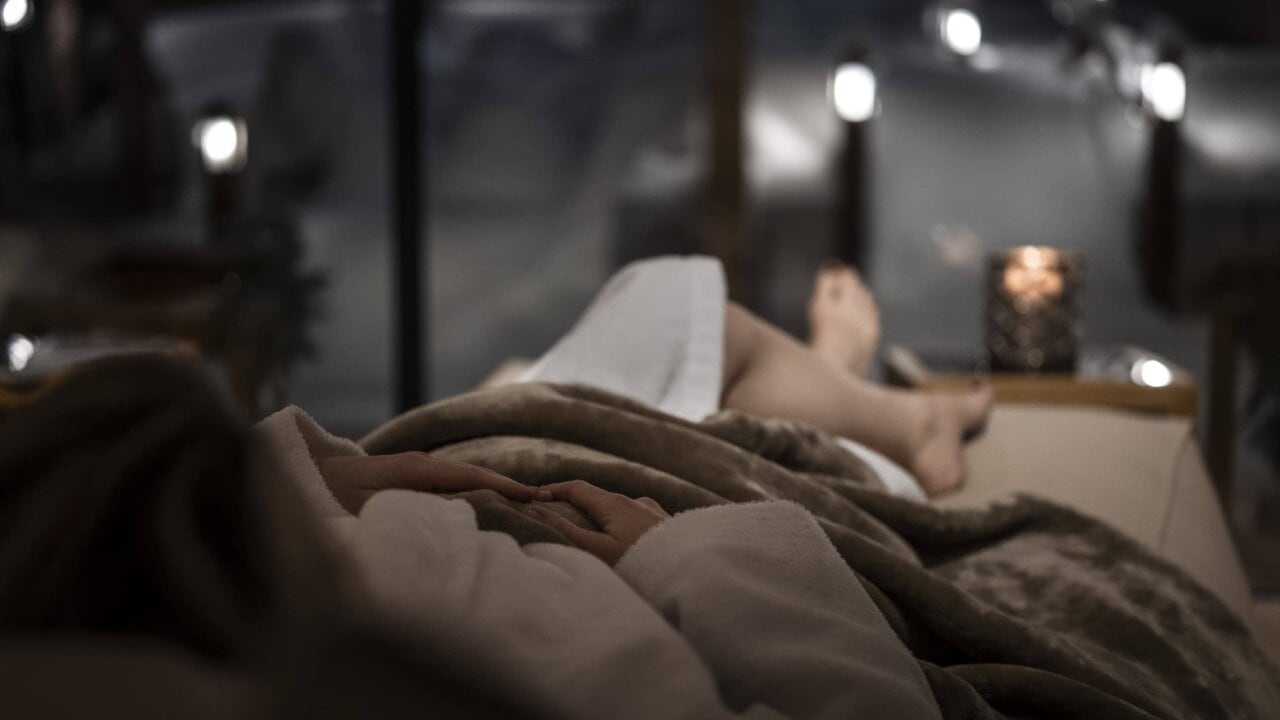 Entspannende Auszeit im gemütlichen Raum.